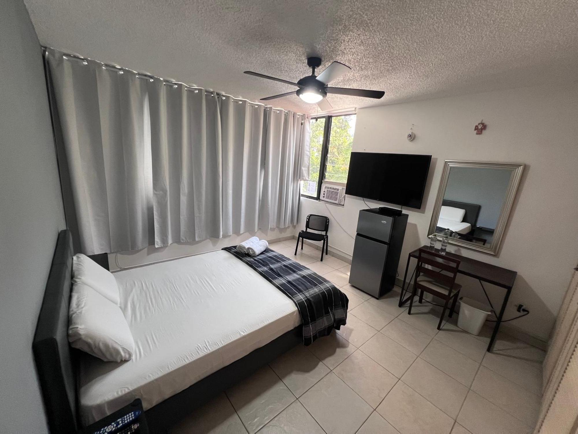 Habitacion Centrica Y Espaciosa En Apartamento Familiar Cidade do Panamá
