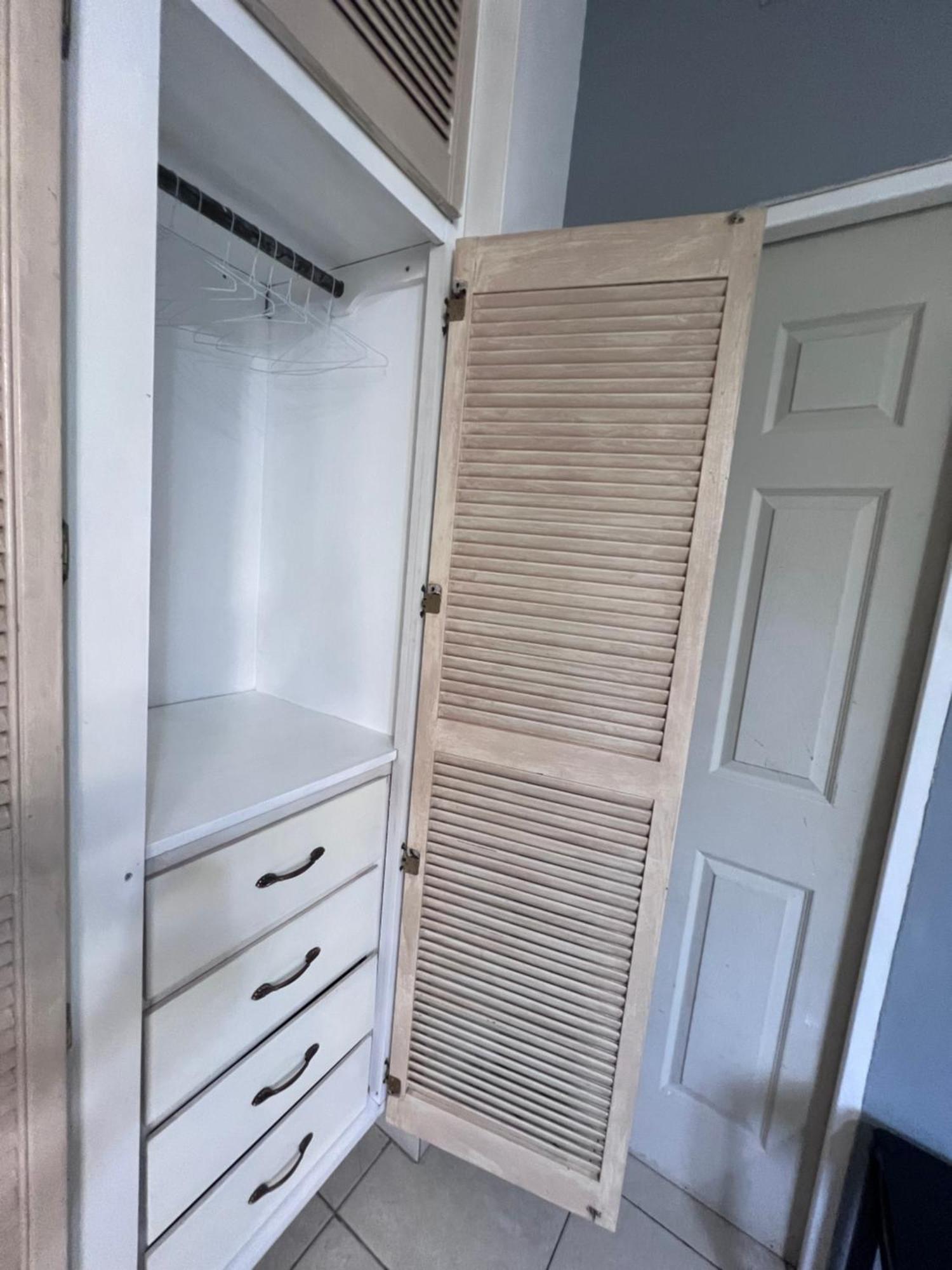 Quarto em Acomodações Particulares Habitacion Centrica Y Espaciosa En Apartamento Familiar *